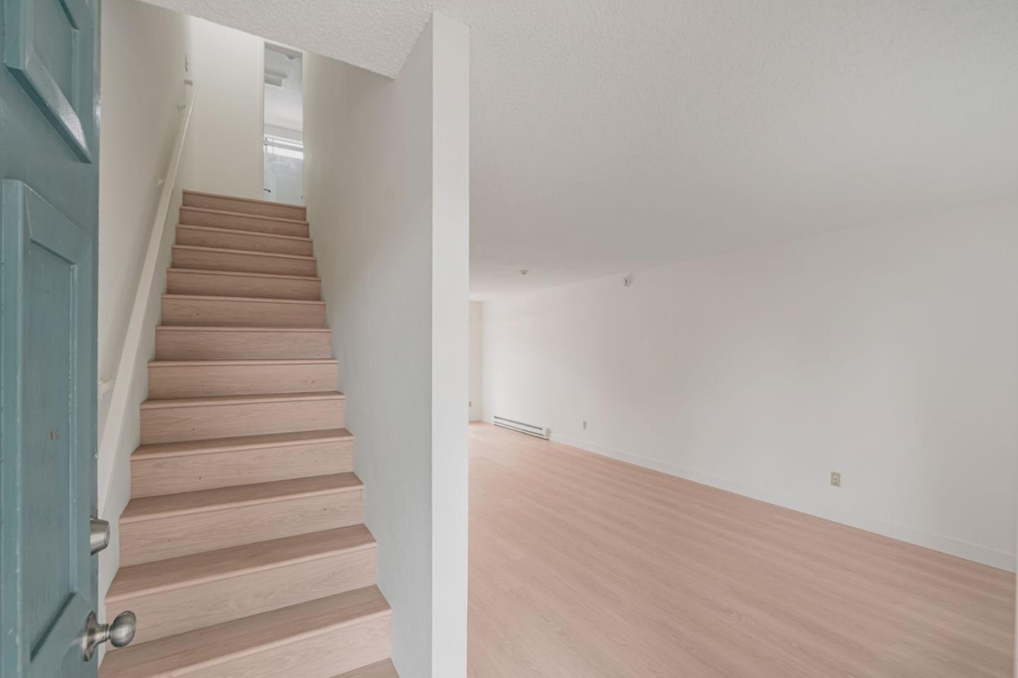 Detail Gallery Image 7 of 39 For 2560 Kenton Ct, Santa Rosa,  CA 95407 - – Beds | – Baths
