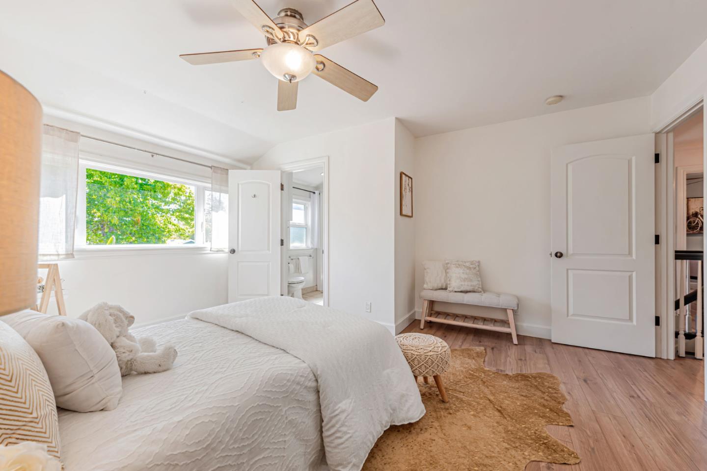 Detail Gallery Image 30 of 55 For 4670 Sherbourne Dr, San Jose,  CA 95124 - 4 Beds | 2/2 Baths