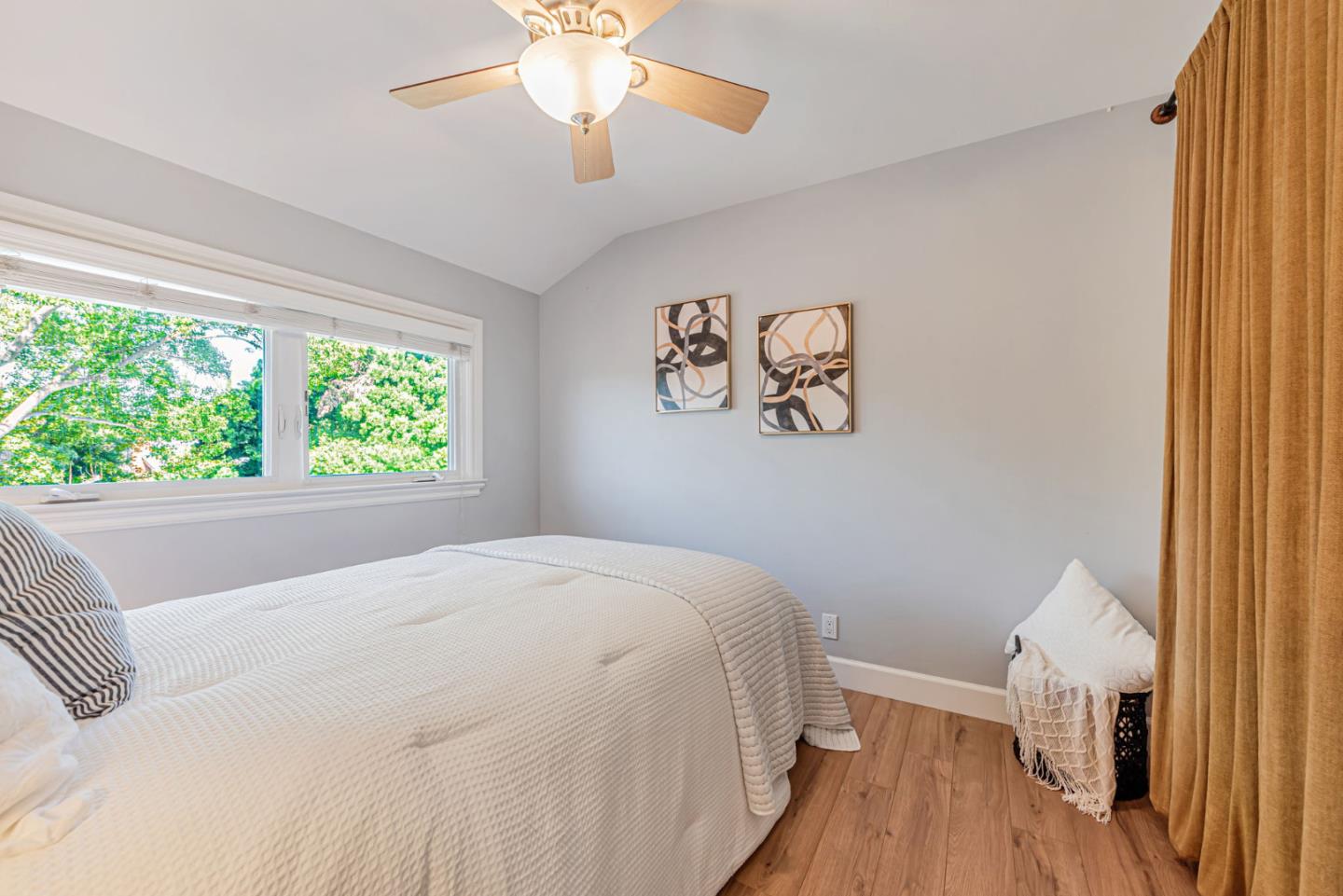 Detail Gallery Image 31 of 55 For 4670 Sherbourne Dr, San Jose,  CA 95124 - 4 Beds | 2/2 Baths