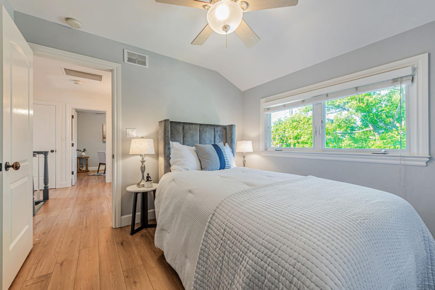 Detail Gallery Image 32 of 55 For 4670 Sherbourne Dr, San Jose,  CA 95124 - 4 Beds | 2/2 Baths