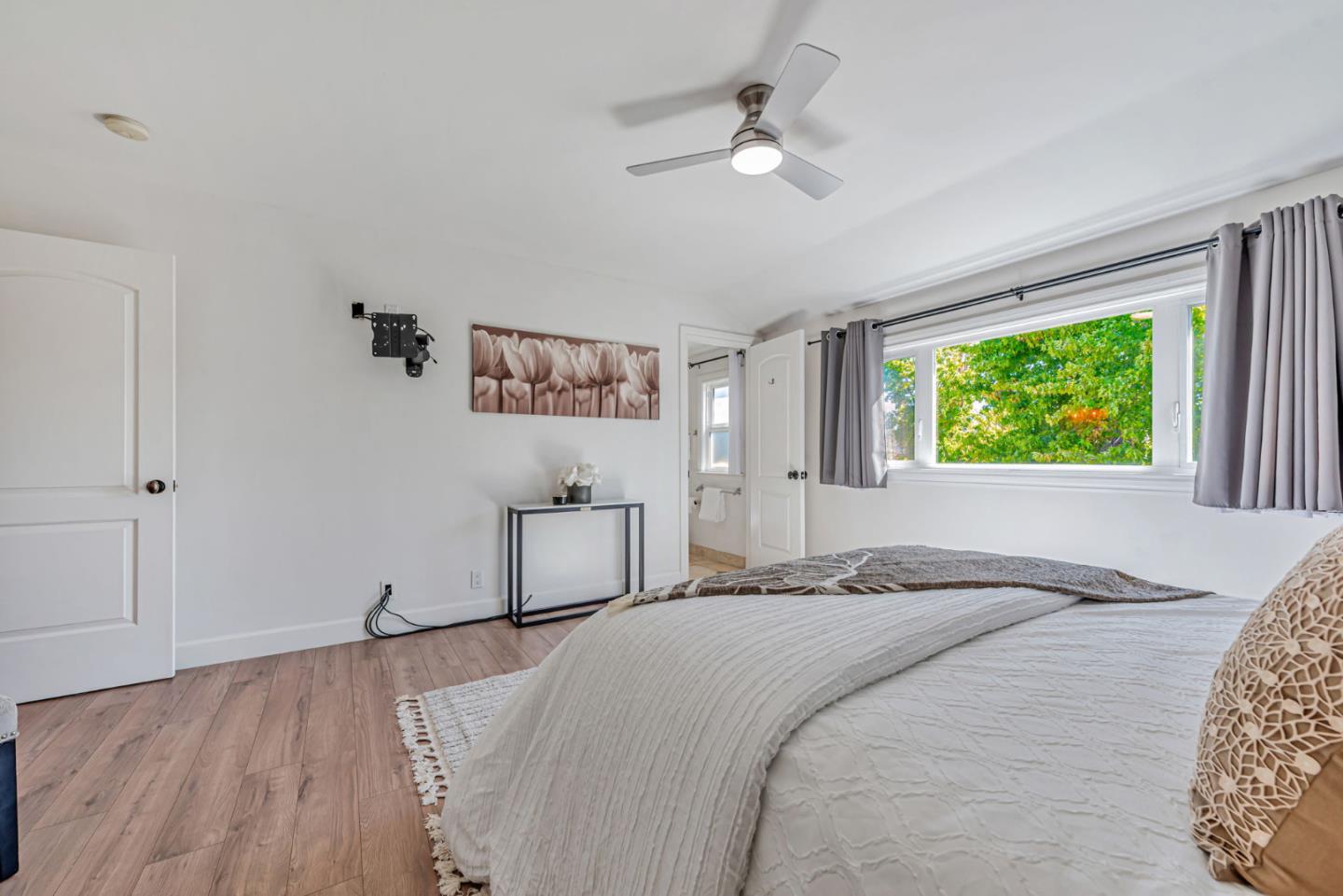 Detail Gallery Image 37 of 55 For 4670 Sherbourne Dr, San Jose,  CA 95124 - 4 Beds | 2/2 Baths