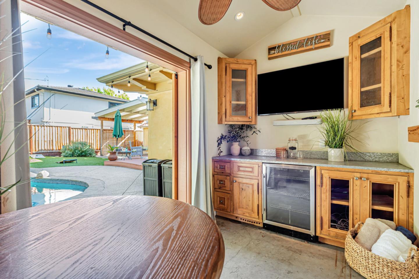 Detail Gallery Image 47 of 55 For 4670 Sherbourne Dr, San Jose,  CA 95124 - 4 Beds | 2/2 Baths