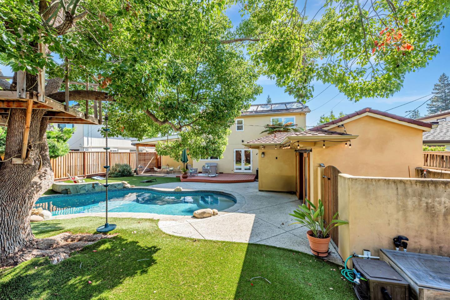 Detail Gallery Image 51 of 55 For 4670 Sherbourne Dr, San Jose,  CA 95124 - 4 Beds | 2/2 Baths