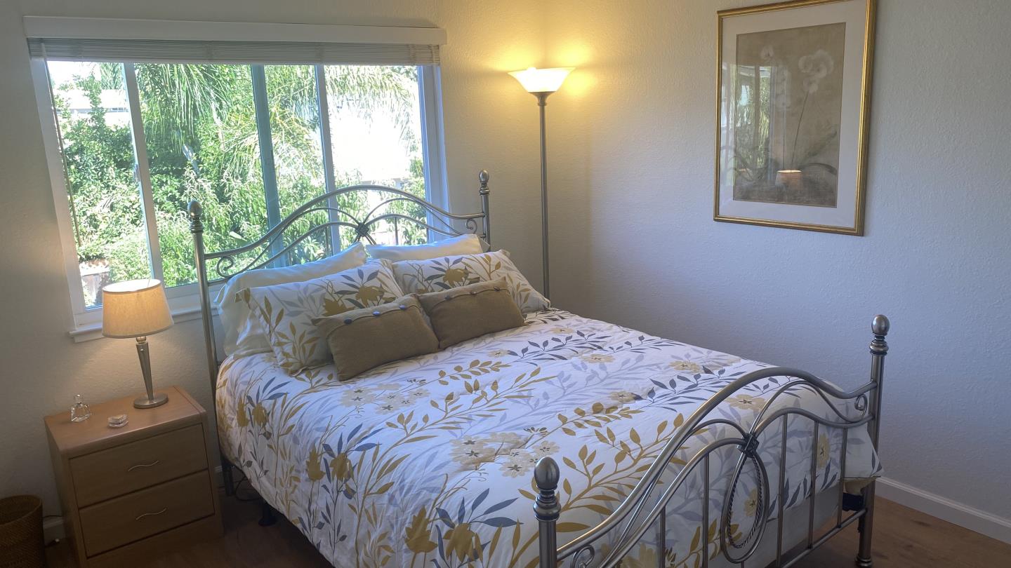 Detail Gallery Image 11 of 30 For 5270 Rio Grande Dr, San Jose,  CA 95136 - 4 Beds | 2/1 Baths