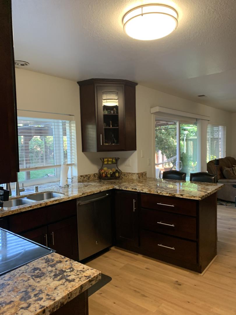 Detail Gallery Image 16 of 30 For 5270 Rio Grande Dr, San Jose,  CA 95136 - 4 Beds | 2/1 Baths