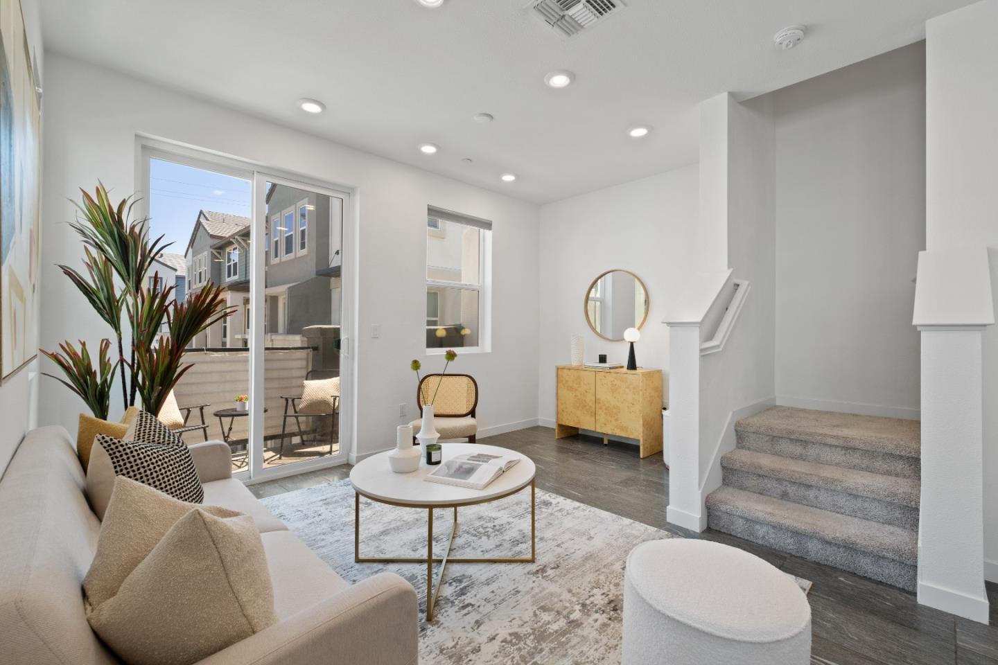 Detail Gallery Image 13 of 55 For 1452 Cherry Cir, Milpitas,  CA 95035 - 2 Beds | 1/2 Baths