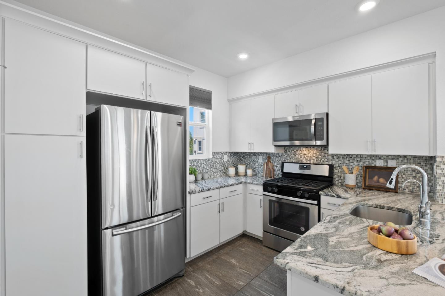 Detail Gallery Image 20 of 55 For 1452 Cherry Cir, Milpitas,  CA 95035 - 2 Beds | 1/2 Baths