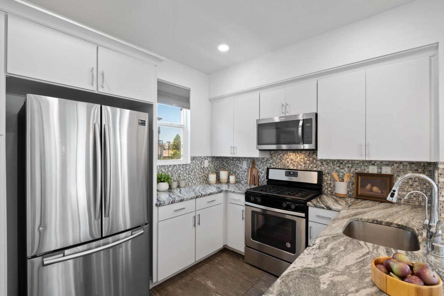 Detail Gallery Image 21 of 55 For 1452 Cherry Cir, Milpitas,  CA 95035 - 2 Beds | 1/2 Baths