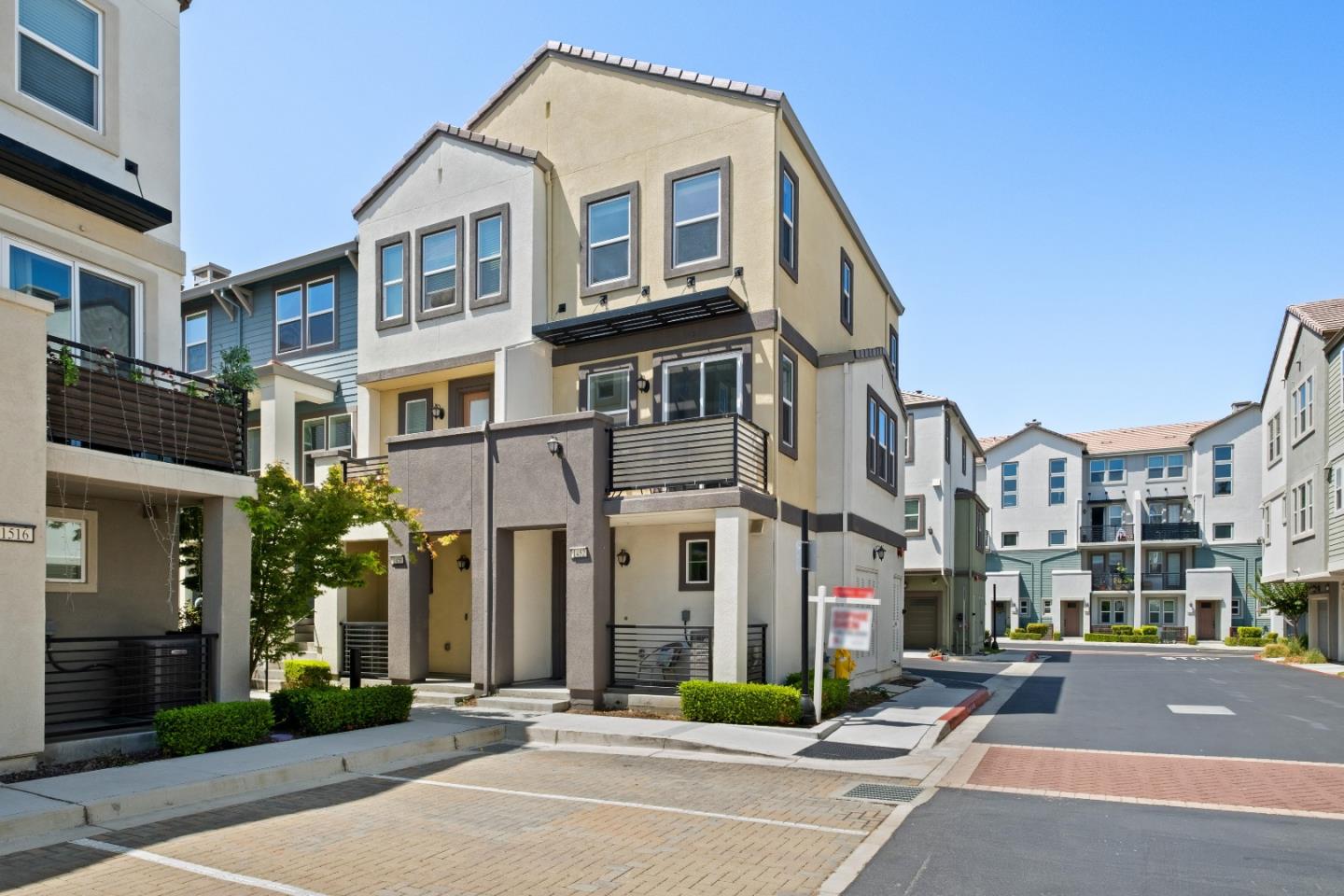 Detail Gallery Image 42 of 55 For 1452 Cherry Cir, Milpitas,  CA 95035 - 2 Beds | 1/2 Baths