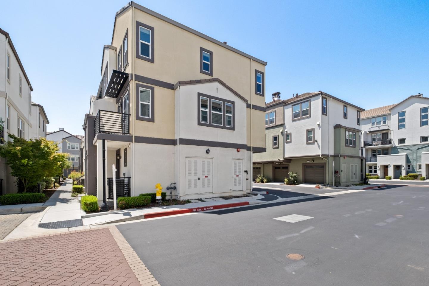 Detail Gallery Image 44 of 55 For 1452 Cherry Cir, Milpitas,  CA 95035 - 2 Beds | 1/2 Baths