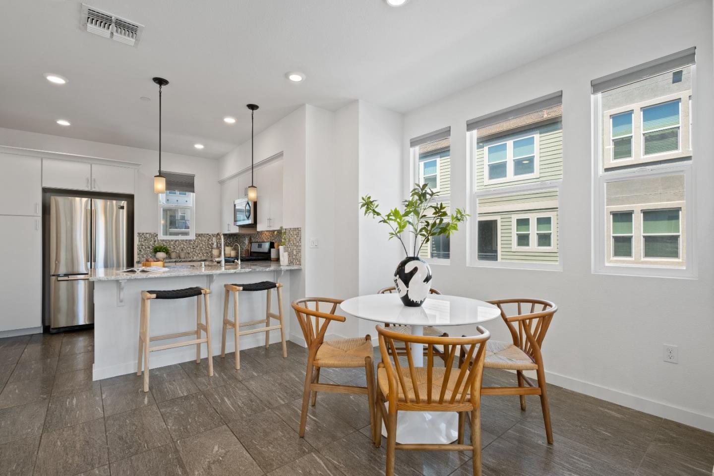 Detail Gallery Image 8 of 55 For 1452 Cherry Cir, Milpitas,  CA 95035 - 2 Beds | 1/2 Baths