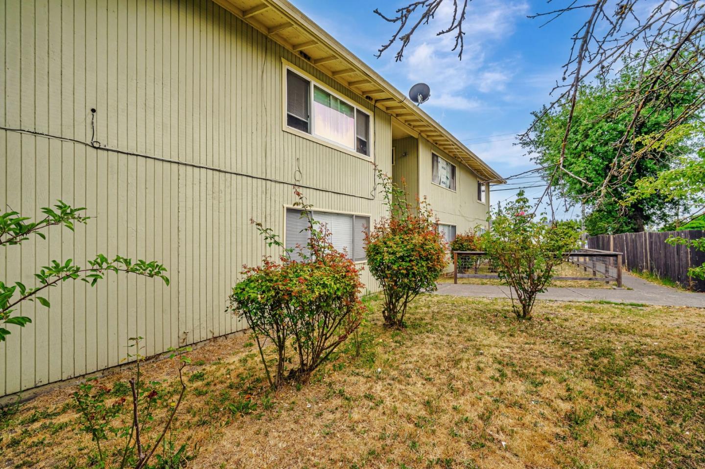 Detail Gallery Image 3 of 38 For 923 Delport Ave, Santa Rosa,  CA 95407 - – Beds | – Baths