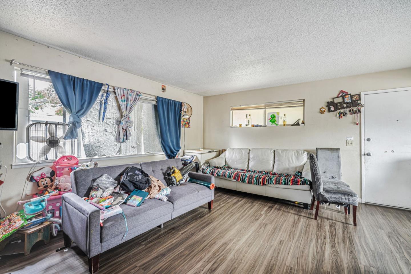 Detail Gallery Image 9 of 38 For 923 Delport Ave, Santa Rosa,  CA 95407 - – Beds | – Baths