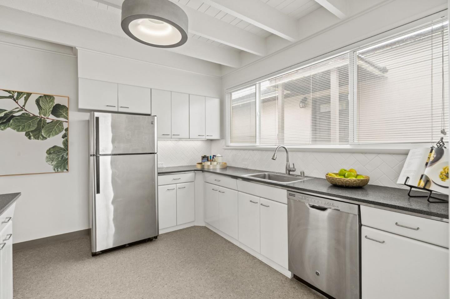 Detail Gallery Image 25 of 42 For 1172 87th St, Daly City,  CA 94015 - 2 Beds | 1 Baths