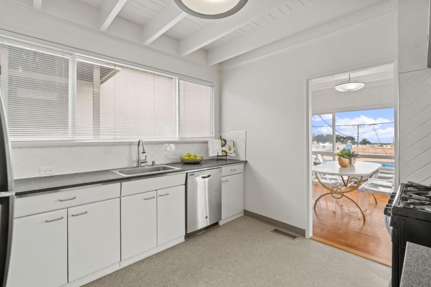 Detail Gallery Image 27 of 42 For 1172 87th St, Daly City,  CA 94015 - 2 Beds | 1 Baths