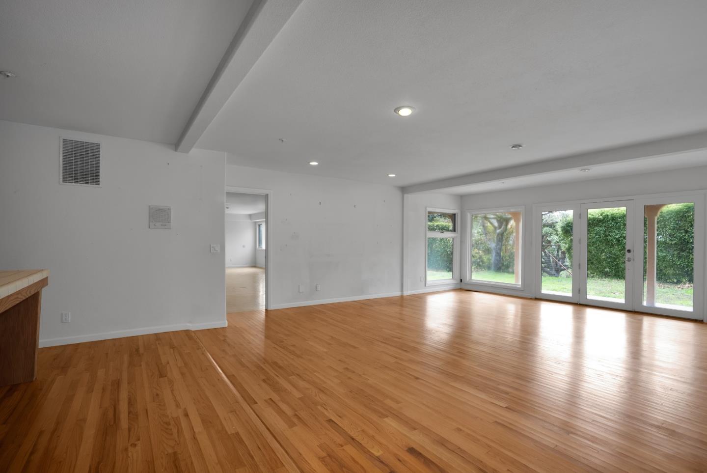 Detail Gallery Image 30 of 61 For 388 Aptos Ridge Cir, Watsonville,  CA 95076 - 4 Beds | 3/1 Baths