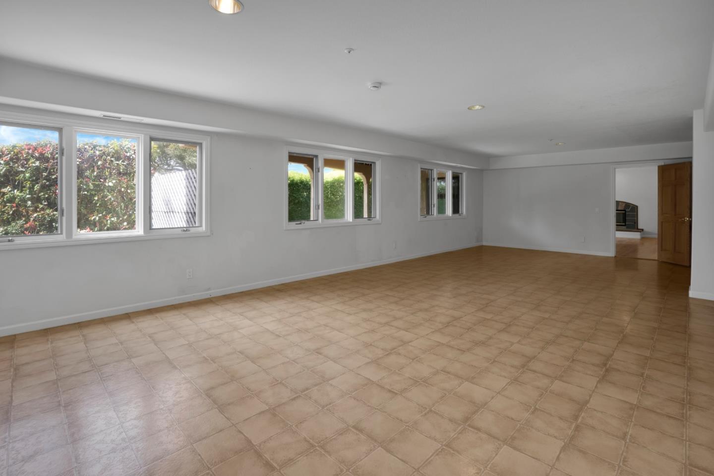 Detail Gallery Image 34 of 61 For 388 Aptos Ridge Cir, Watsonville,  CA 95076 - 4 Beds | 3/1 Baths