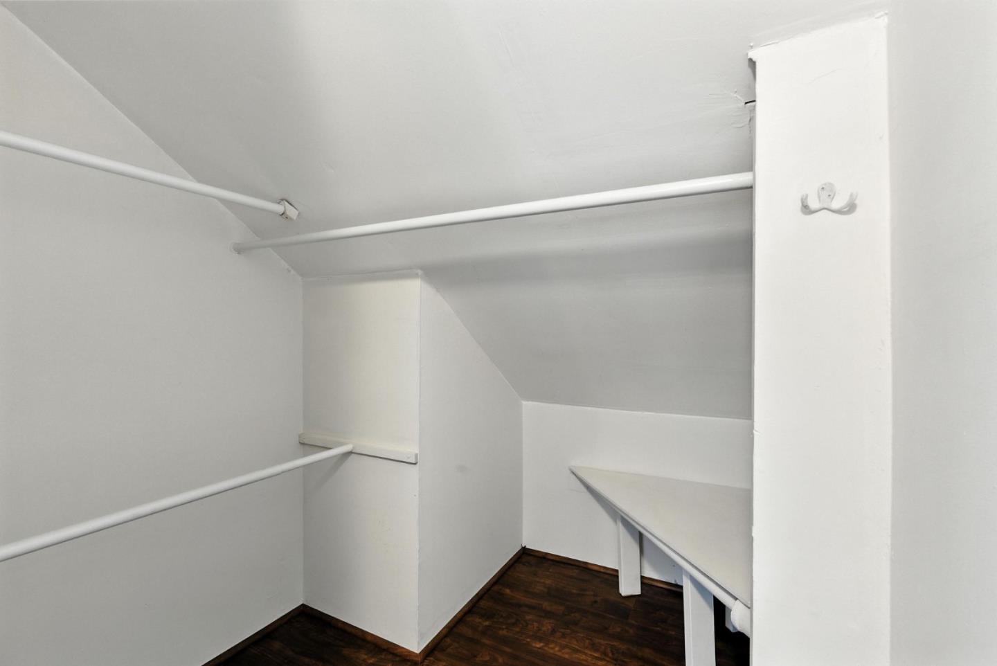 Detail Gallery Image 27 of 95 For 35 Mono St, Brisbane,  CA 94005 - 4 Beds | 2 Baths