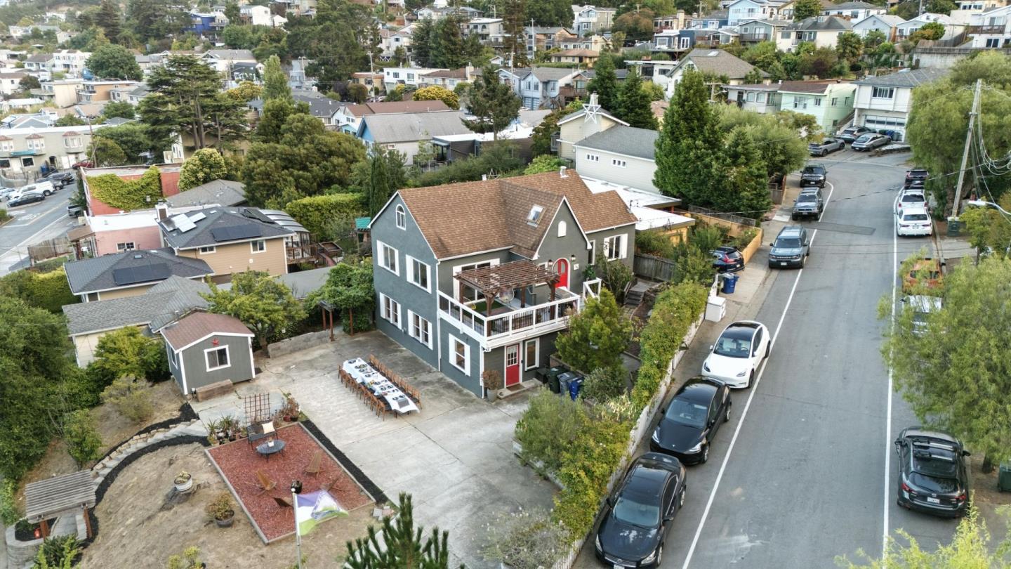 Detail Gallery Image 94 of 95 For 35 Mono St, Brisbane,  CA 94005 - 4 Beds | 2 Baths