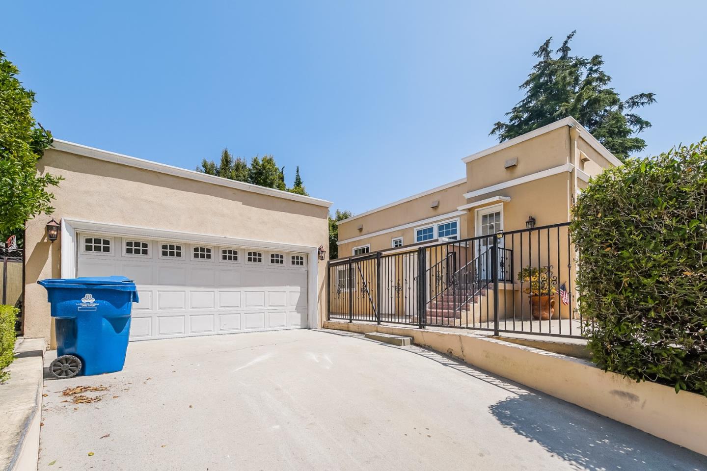 Detail Gallery Image 24 of 26 For 2301 N Commonwealth Ave, Los Angeles,  CA 90027 - 3 Beds | 3/1 Baths