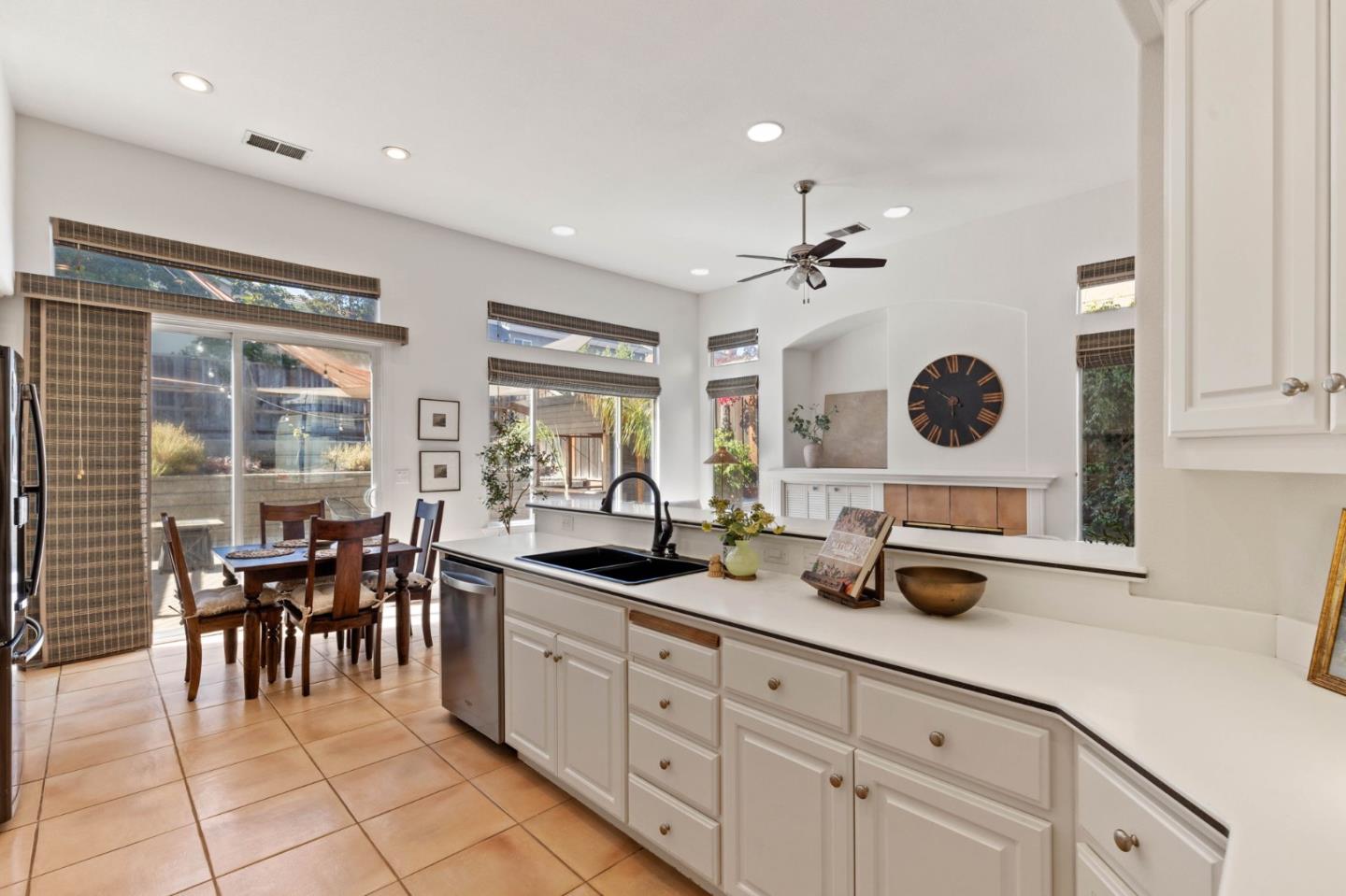 Detail Gallery Image 16 of 29 For 1476 Senegal Ct, Gilroy,  CA 95020 - 4 Beds | 2 Baths