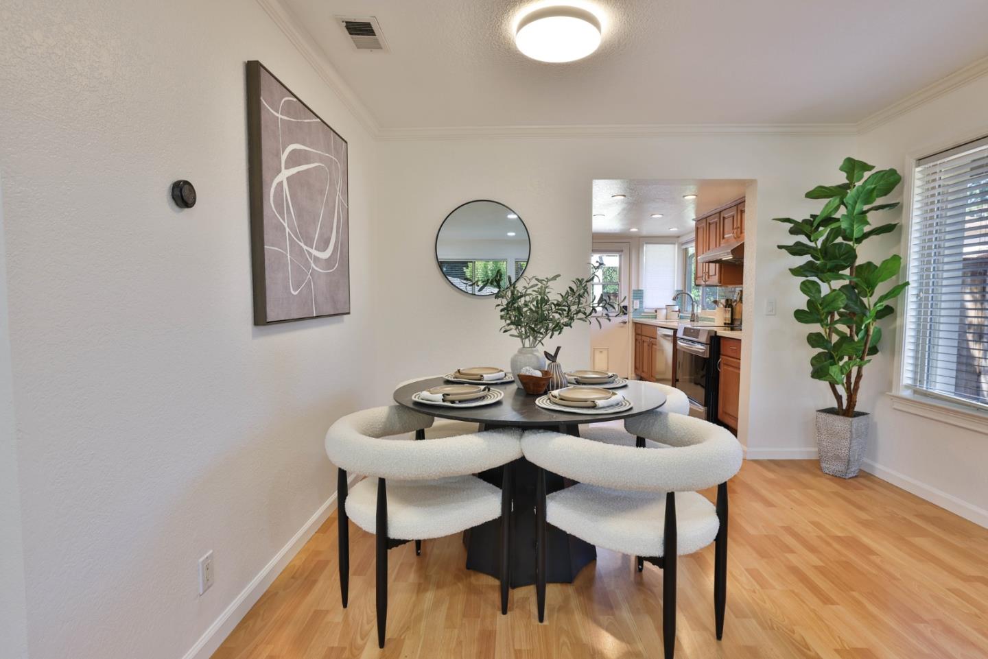 Detail Gallery Image 12 of 37 For 1510 Lima Ct, San Jose,  CA 95126 - 2 Beds | 1 Baths