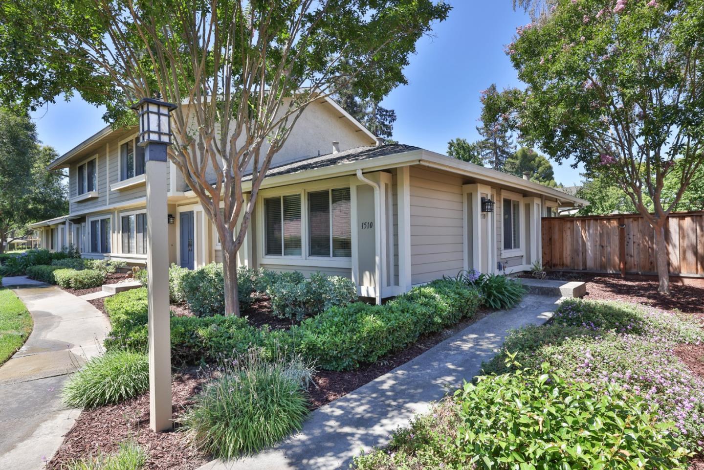 Detail Gallery Image 4 of 37 For 1510 Lima Ct, San Jose,  CA 95126 - 2 Beds | 1 Baths