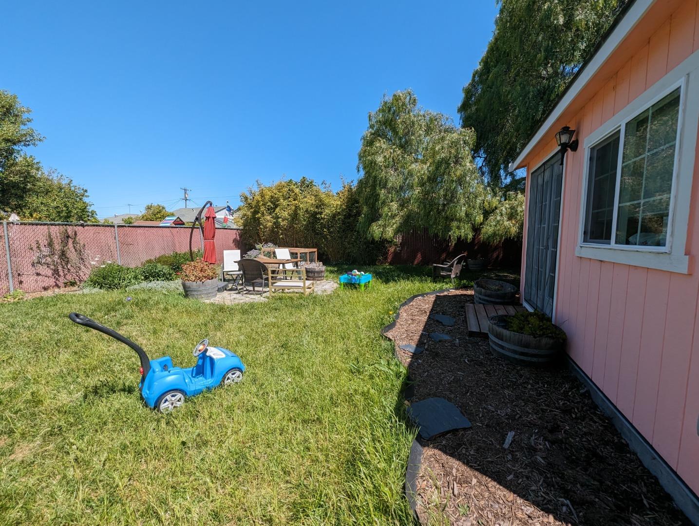 Detail Gallery Image 11 of 60 For Address Not Disclosed, Richmond,  CA 94804 - 2 Beds | 1 Baths