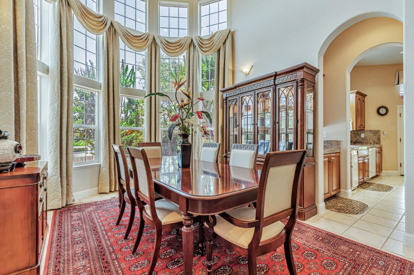 Detail Gallery Image 19 of 86 For 1152 Little River Dr, Hollister,  CA 95023 - 5 Beds | 3/1 Baths