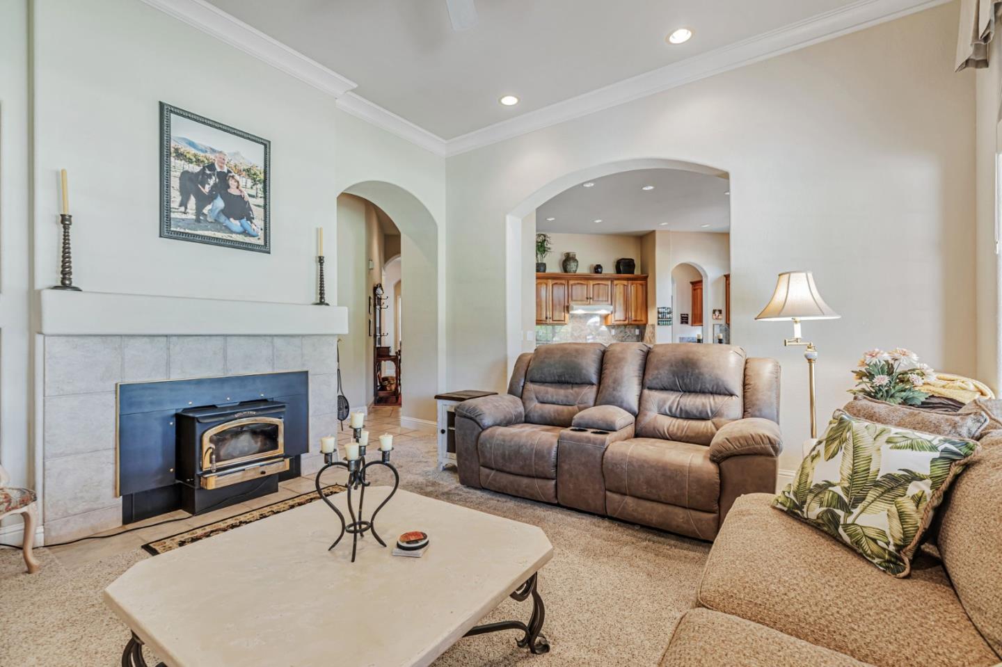Detail Gallery Image 31 of 86 For 1152 Little River Dr, Hollister,  CA 95023 - 5 Beds | 3/1 Baths