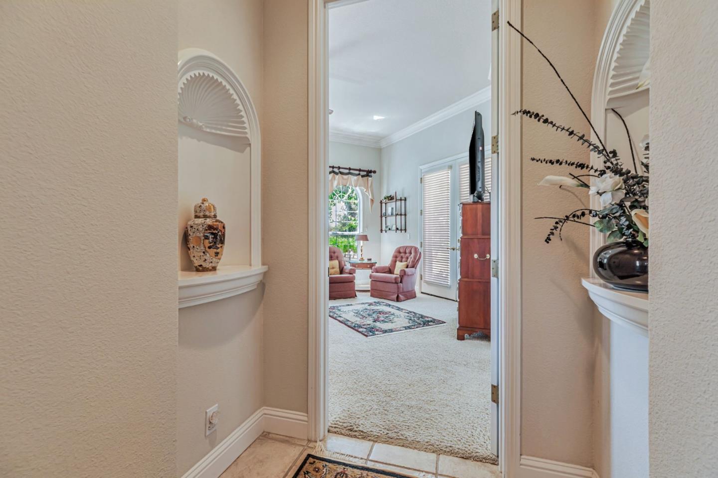 Detail Gallery Image 33 of 86 For 1152 Little River Dr, Hollister,  CA 95023 - 5 Beds | 3/1 Baths