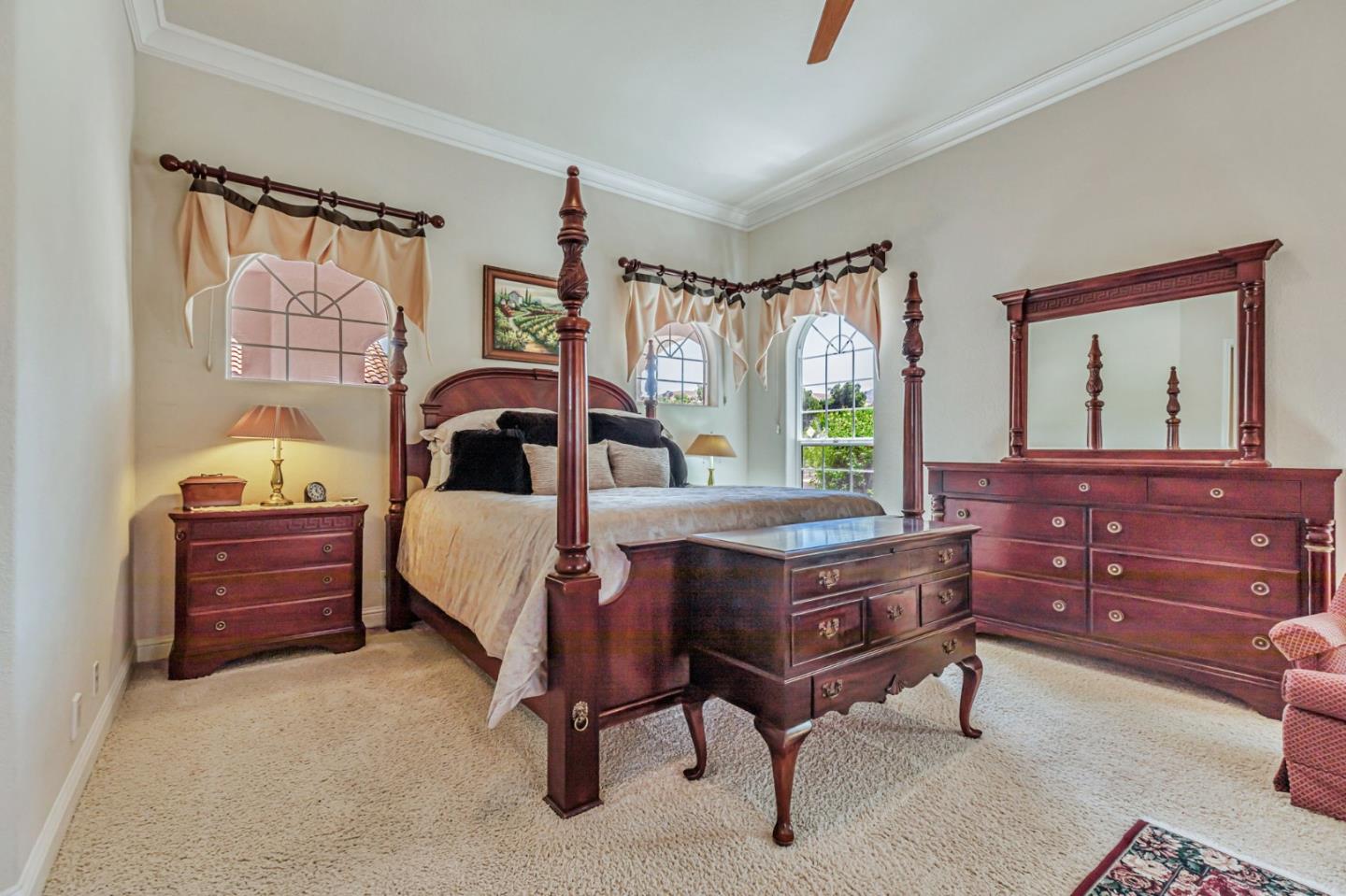 Detail Gallery Image 34 of 86 For 1152 Little River Dr, Hollister,  CA 95023 - 5 Beds | 3/1 Baths