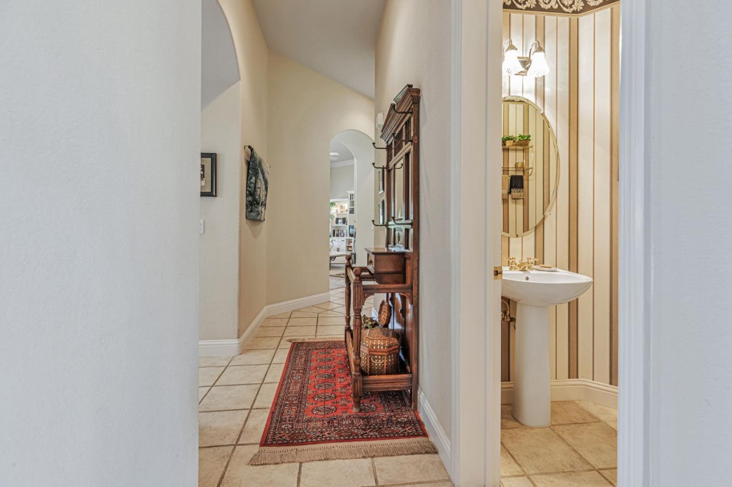Detail Gallery Image 39 of 86 For 1152 Little River Dr, Hollister,  CA 95023 - 5 Beds | 3/1 Baths