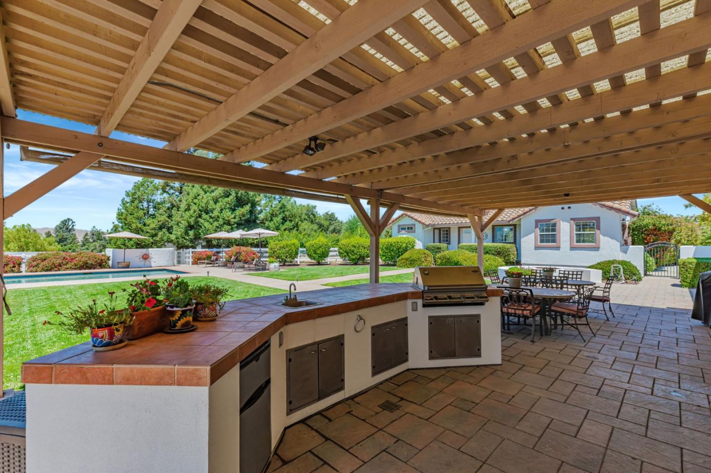 Detail Gallery Image 53 of 86 For 1152 Little River Dr, Hollister,  CA 95023 - 5 Beds | 3/1 Baths