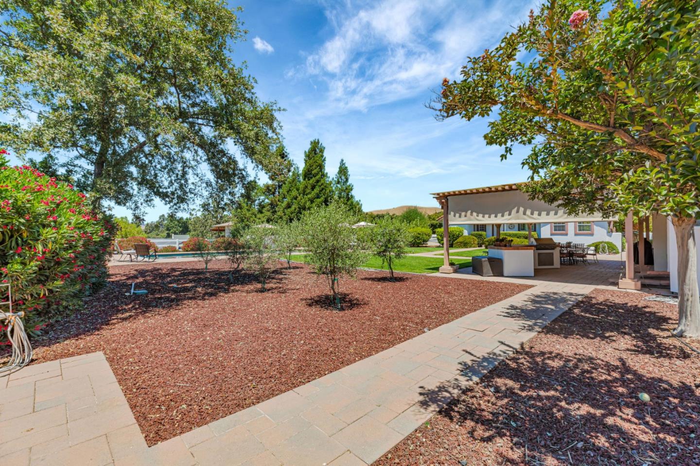 Detail Gallery Image 55 of 86 For 1152 Little River Dr, Hollister,  CA 95023 - 5 Beds | 3/1 Baths