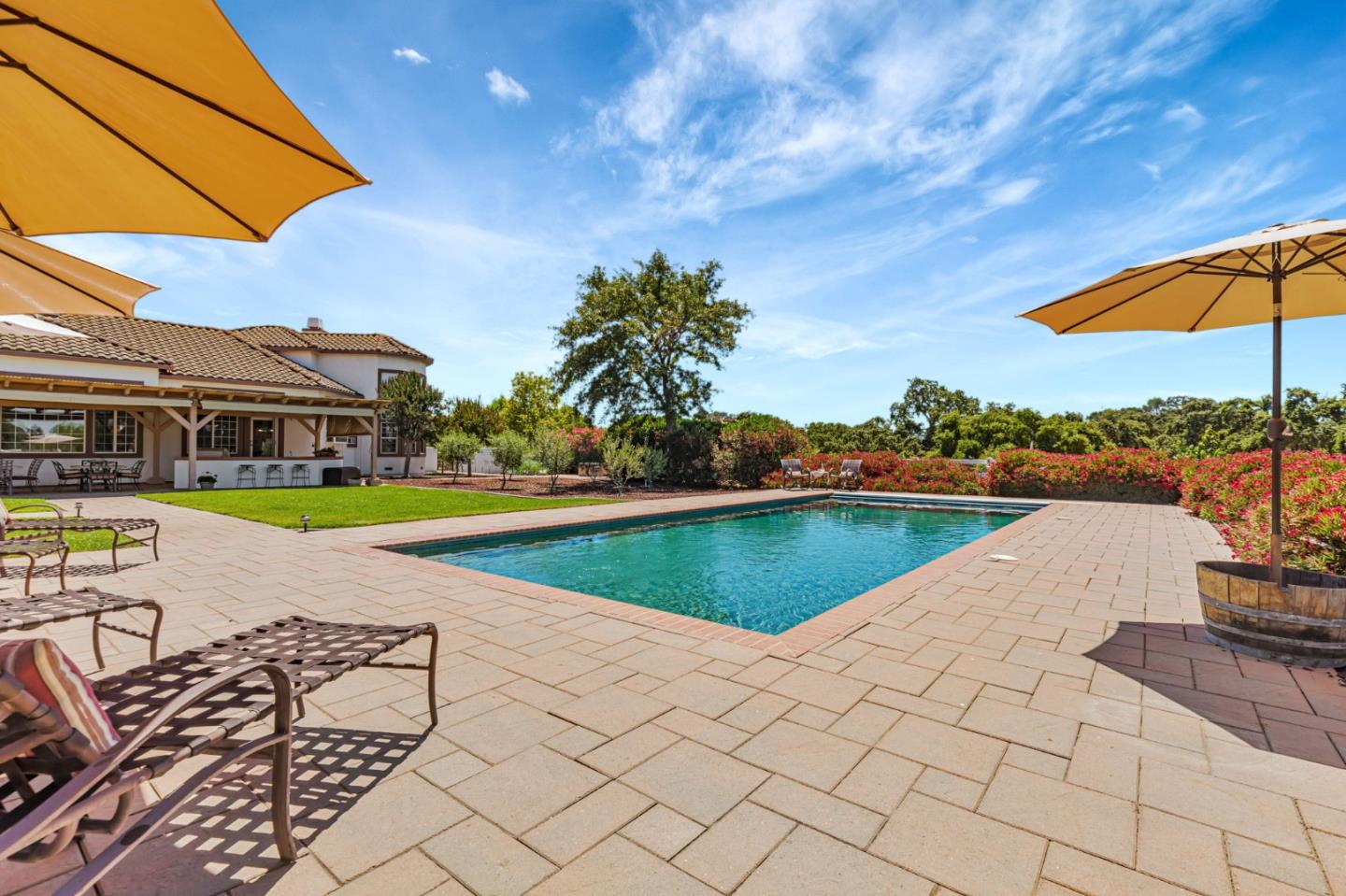 Detail Gallery Image 60 of 86 For 1152 Little River Dr, Hollister,  CA 95023 - 5 Beds | 3/1 Baths
