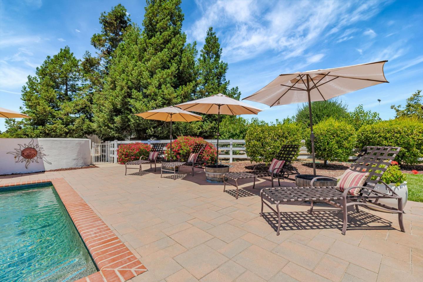 Detail Gallery Image 62 of 86 For 1152 Little River Dr, Hollister,  CA 95023 - 5 Beds | 3/1 Baths