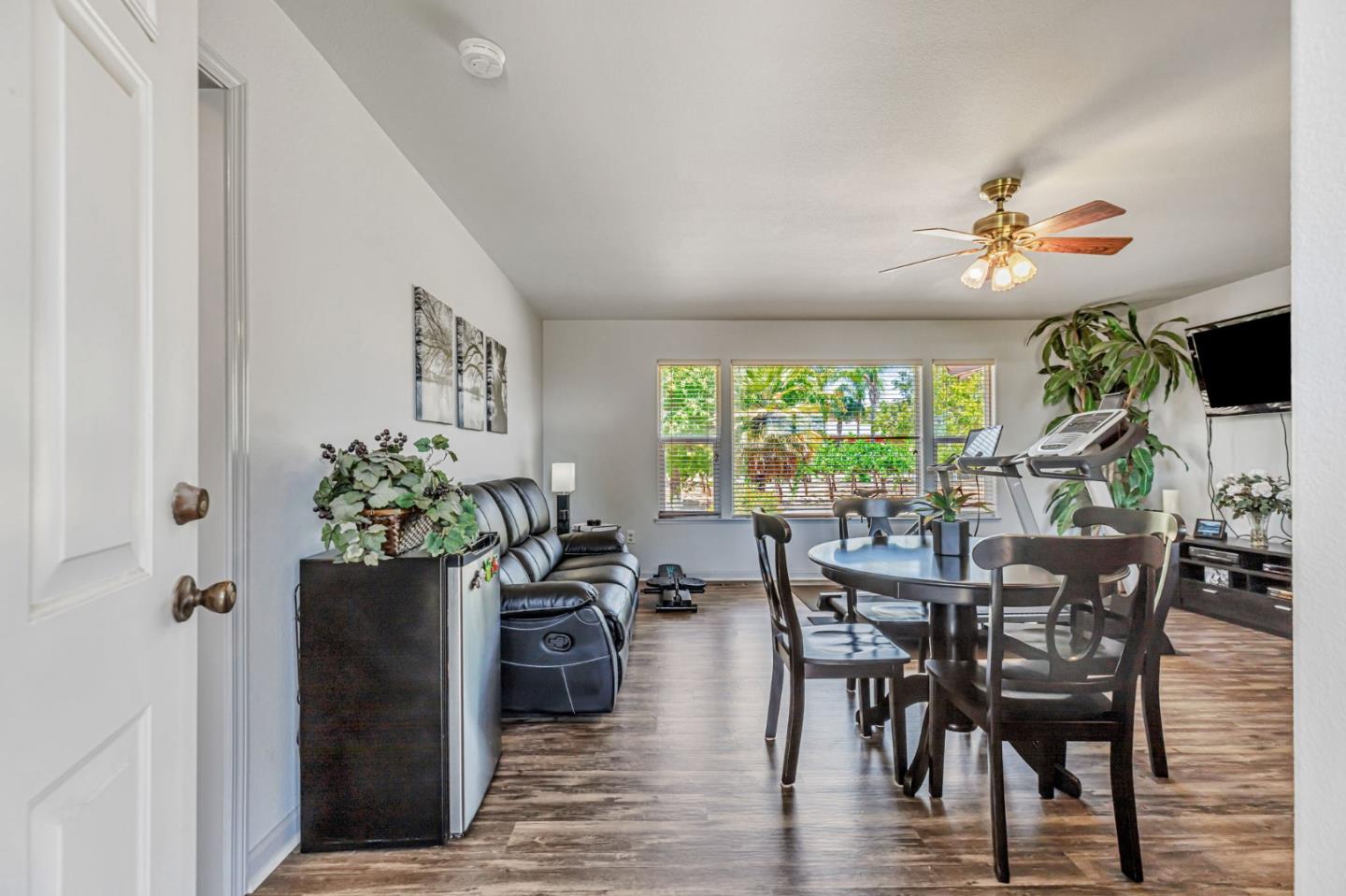 Detail Gallery Image 69 of 86 For 1152 Little River Dr, Hollister,  CA 95023 - 5 Beds | 3/1 Baths