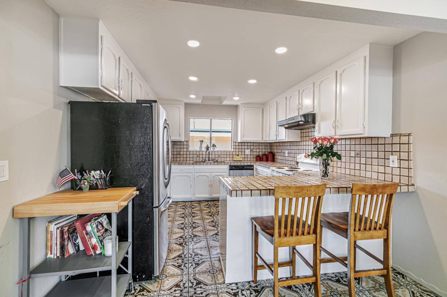Detail Gallery Image 6 of 15 For 80 N 33rd St, San Jose,  CA 95116 - 3 Beds | 2 Baths