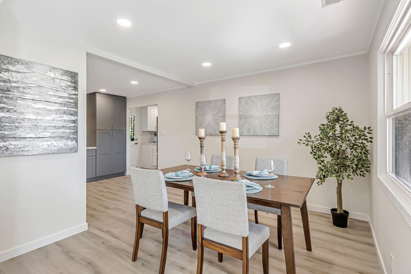 Detail Gallery Image 16 of 34 For 1382 Keoncrest Ave, San Jose,  CA 95110 - 3 Beds | 1 Baths