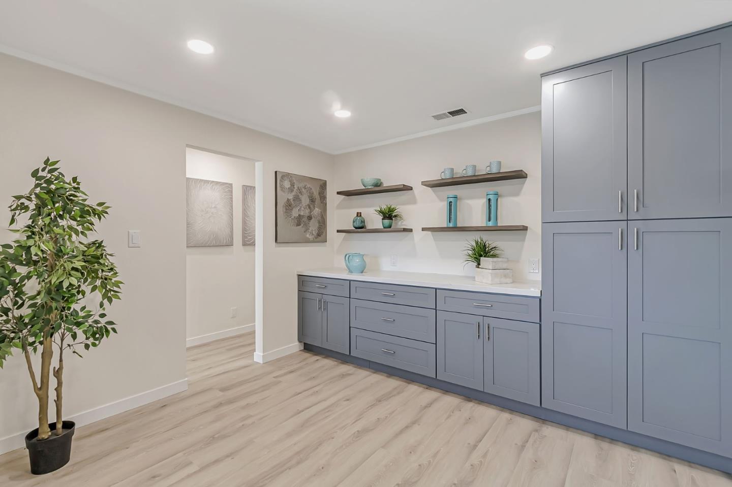 Detail Gallery Image 19 of 34 For 1382 Keoncrest Ave, San Jose,  CA 95110 - 3 Beds | 1 Baths
