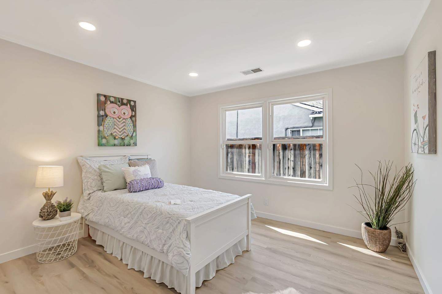 Detail Gallery Image 20 of 34 For 1382 Keoncrest Ave, San Jose,  CA 95110 - 3 Beds | 1 Baths