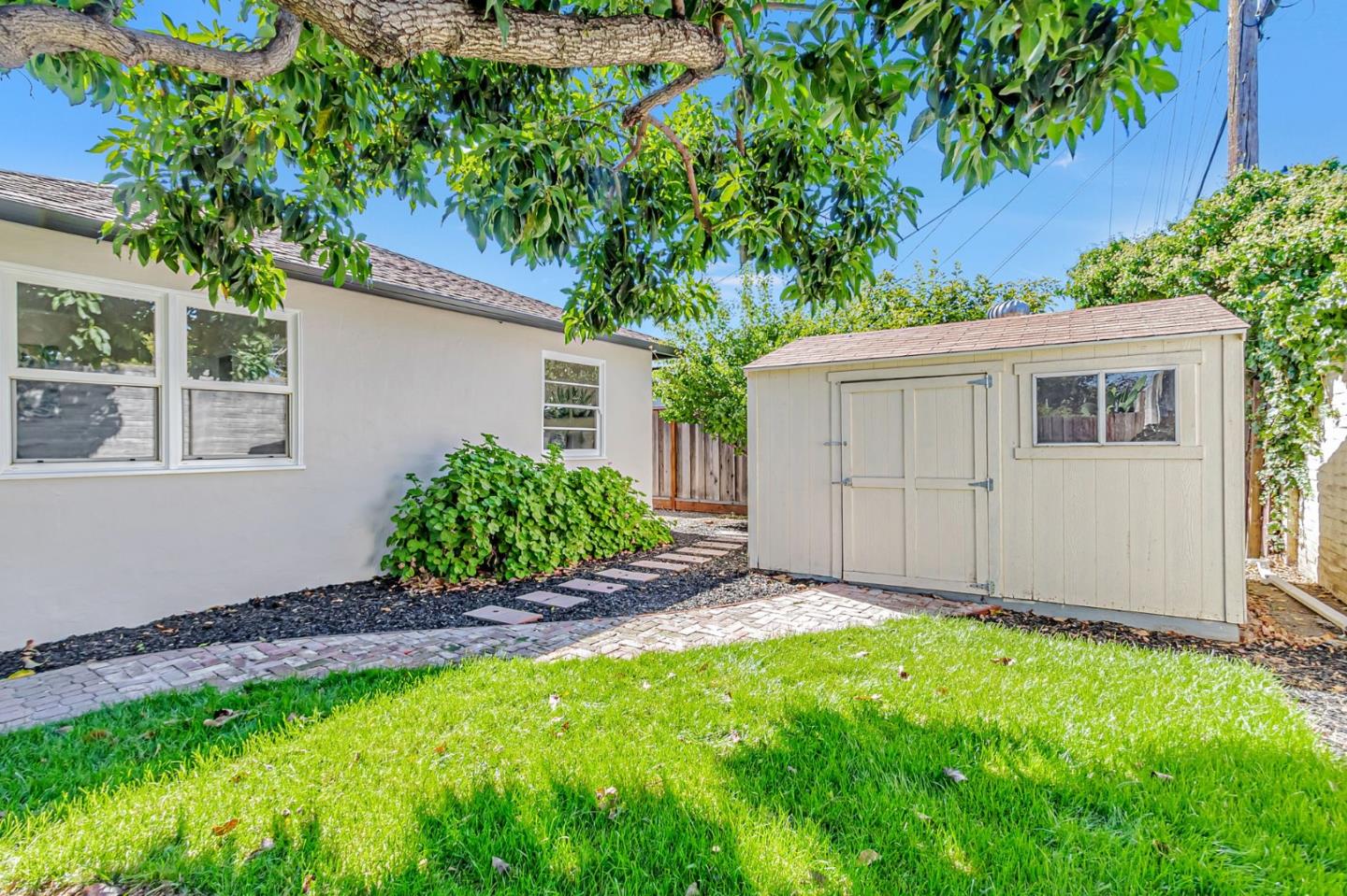Detail Gallery Image 32 of 34 For 1382 Keoncrest Ave, San Jose,  CA 95110 - 3 Beds | 1 Baths