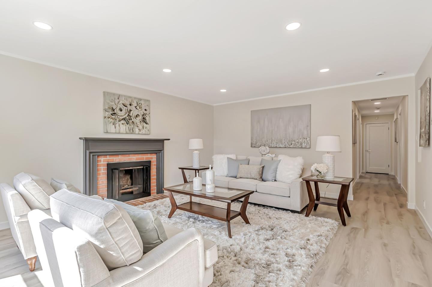 Detail Gallery Image 5 of 34 For 1382 Keoncrest Ave, San Jose,  CA 95110 - 3 Beds | 1 Baths
