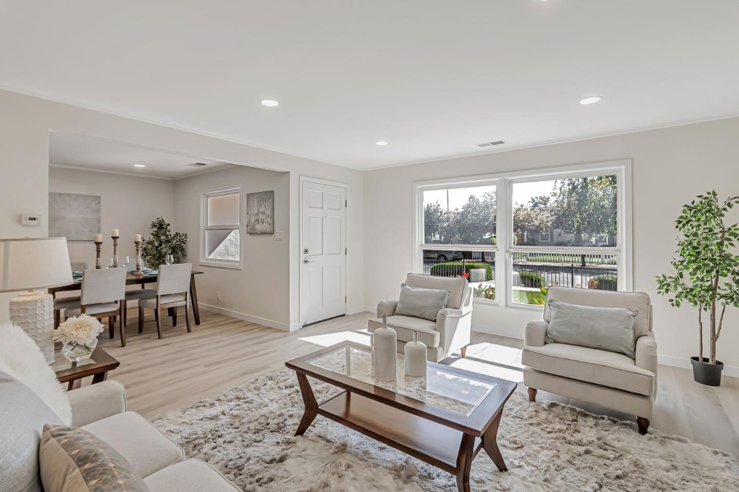 Detail Gallery Image 9 of 34 For 1382 Keoncrest Ave, San Jose,  CA 95110 - 3 Beds | 1 Baths