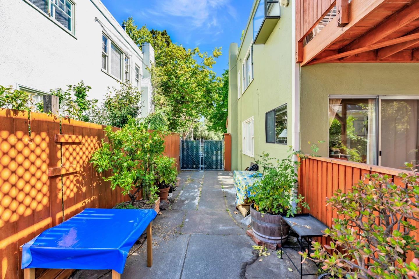 Detail Gallery Image 10 of 11 For 2347 Woolsey St, Berkeley,  CA 94705 - – Beds | – Baths