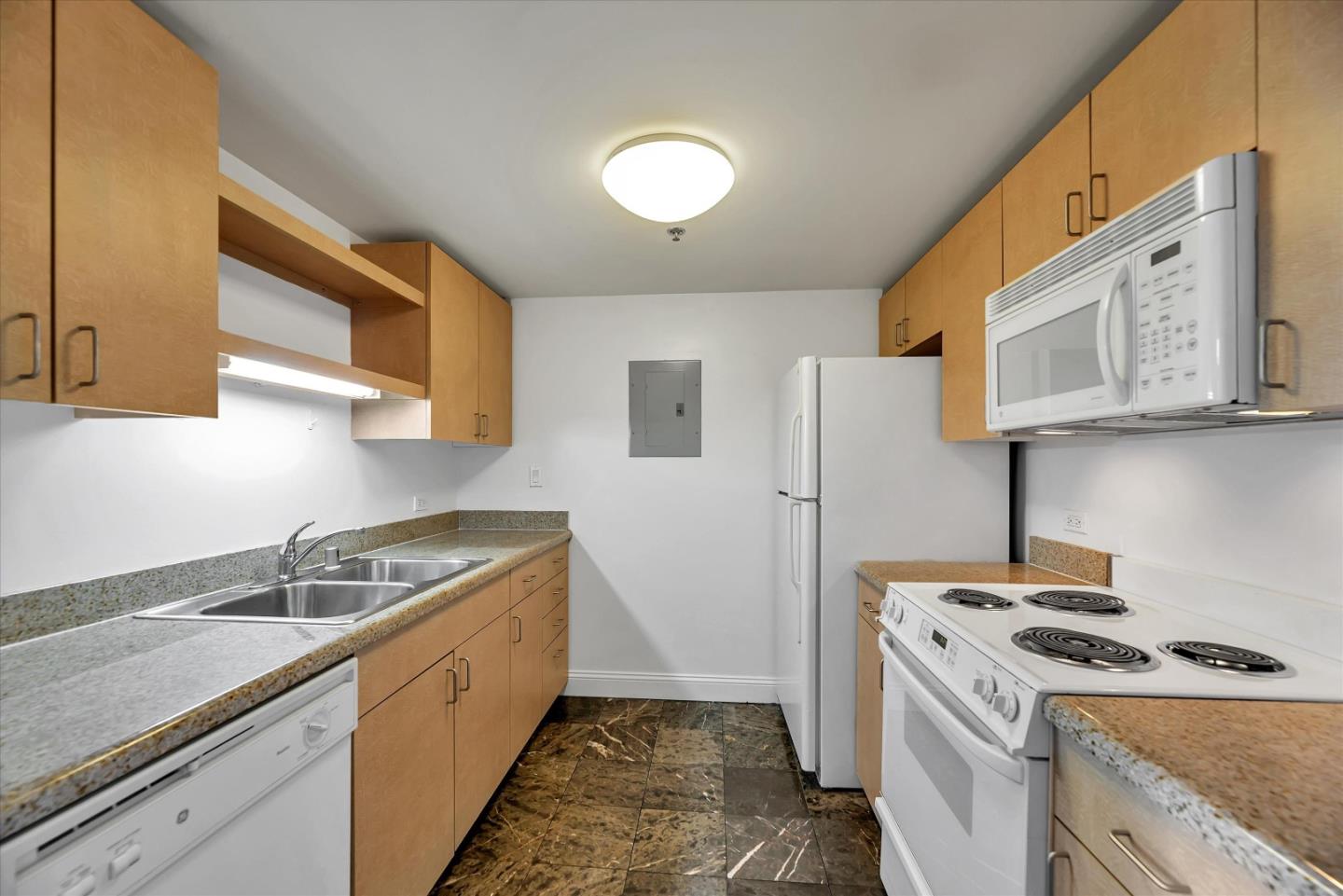 Detail Gallery Image 15 of 36 For 425 W Beech St #518,  San Diego,  CA 92101 - 1 Beds | 1 Baths