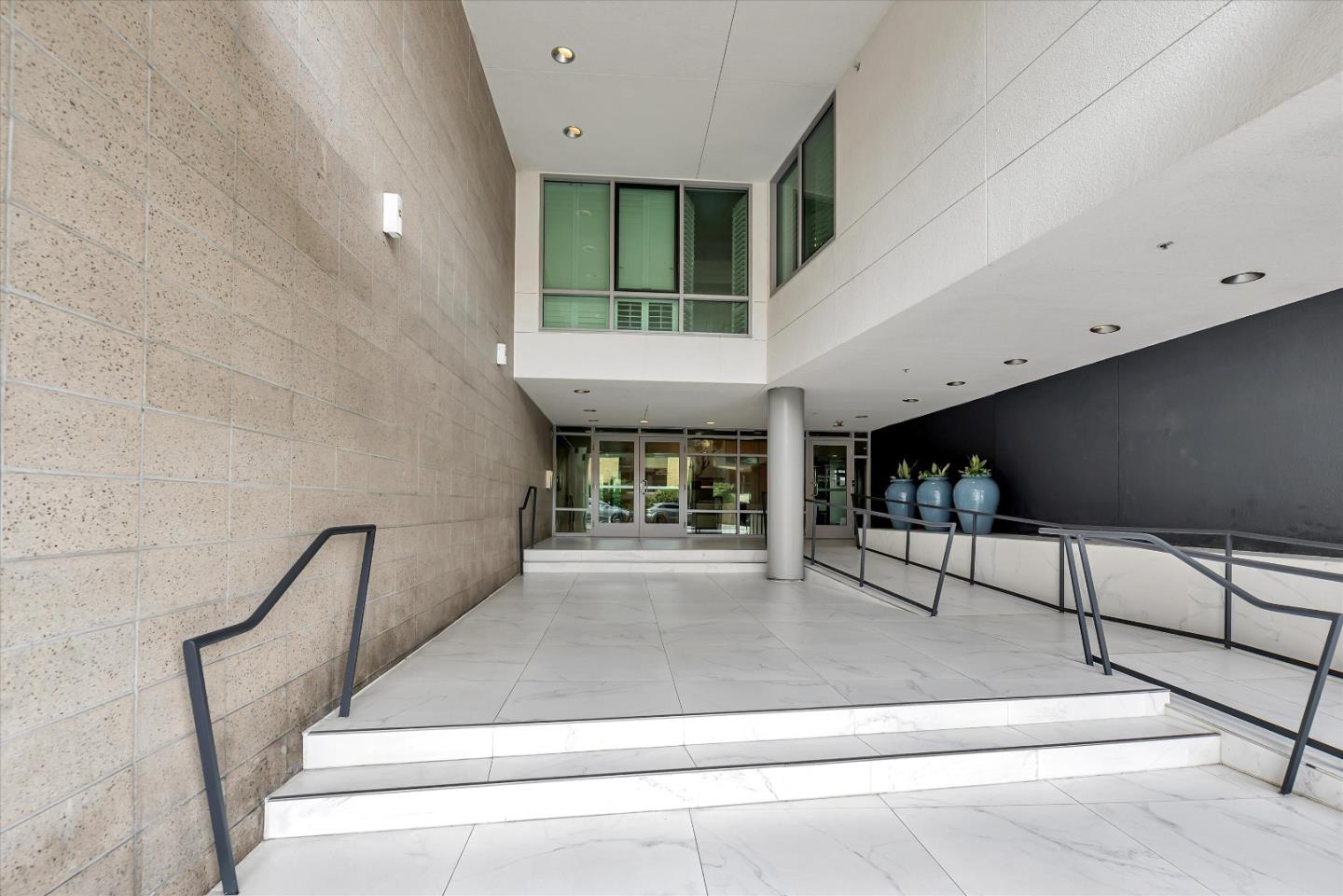 Detail Gallery Image 6 of 36 For 425 W Beech St #518,  San Diego,  CA 92101 - 1 Beds | 1 Baths
