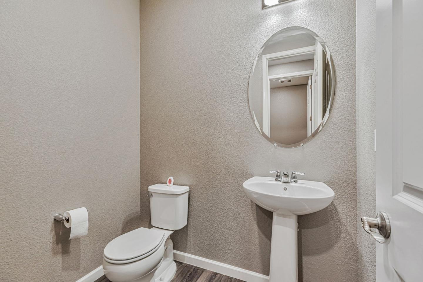 Detail Gallery Image 16 of 25 For 6436 Laguna Seca Ln, Gilroy,  CA 95020 - 3 Beds | 2/1 Baths