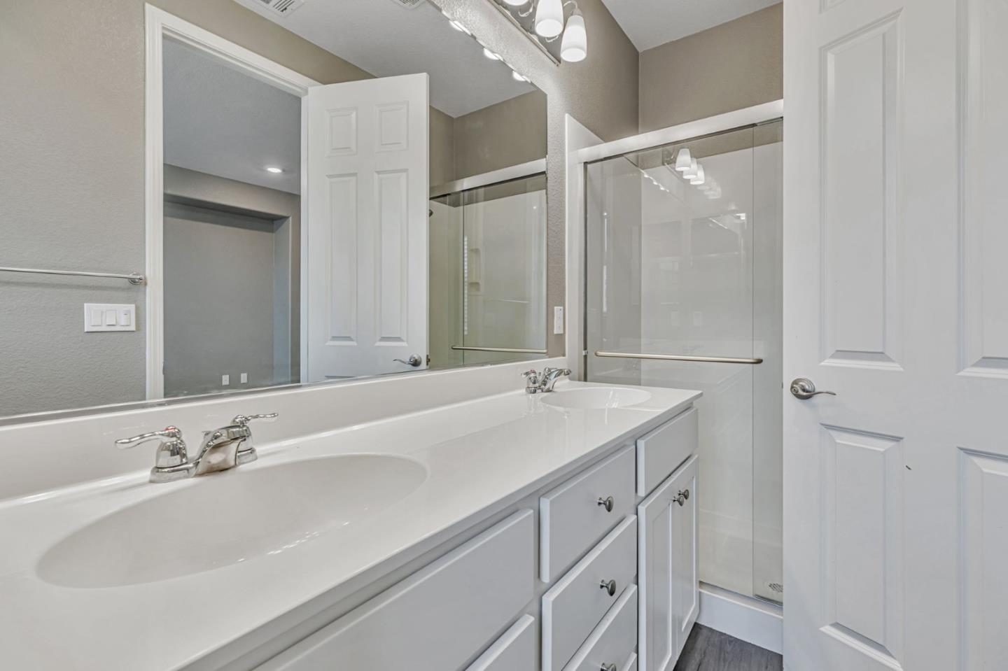 Detail Gallery Image 18 of 25 For 6436 Laguna Seca Ln, Gilroy,  CA 95020 - 3 Beds | 2/1 Baths